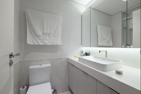 Apartamento à venda com 147m², 3 quartos e 2 vagasSuíte 1