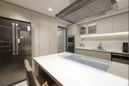 Apartamento à venda com 147m², 3 quartos e 2 vagasCozinha