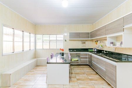 Casa para alugar com 112m², 2 quartos e 4 vagasCozinha