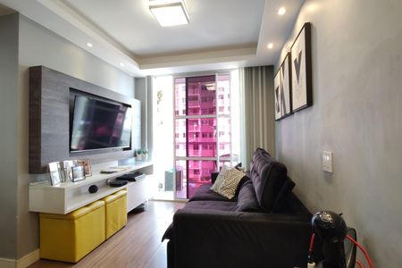 Apartamento para alugar com 61m², 2 quartos e 1 vaga Apartamento para alugar com 61m², 2 quartos e 1 vagaSala