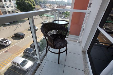 Apartamento para alugar com 61m², 2 quartos e 1 vaga Apartamento para alugar com 61m², 2 quartos e 1 vagaVaranda