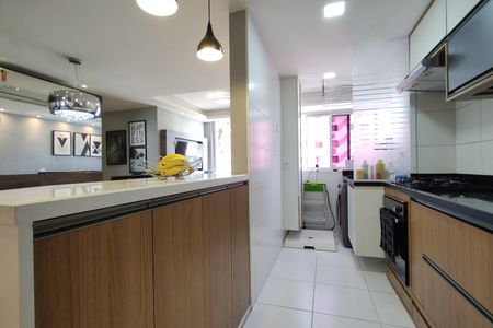 Apartamento para alugar com 61m², 2 quartos e 1 vaga Apartamento para alugar com 61m², 2 quartos e 1 vagaCozinha - Armários
