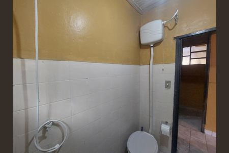 Casa para alugar com 55m², 2 quartos e 2 vagasBanheiro