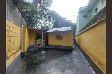 Casa para alugar com 55m², 2 quartos e 2 vagasQuintal