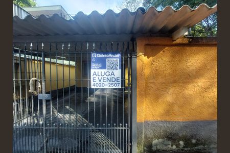 Casa para alugar com 55m², 2 quartos e 2 vagasFachada/placa instalada 