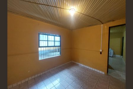 Casa para alugar com 55m², 2 quartos e 2 vagasSala