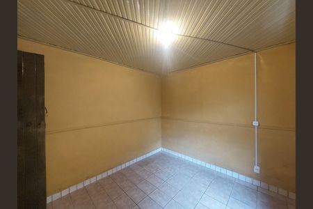 Casa para alugar com 55m², 2 quartos e 2 vagasSala