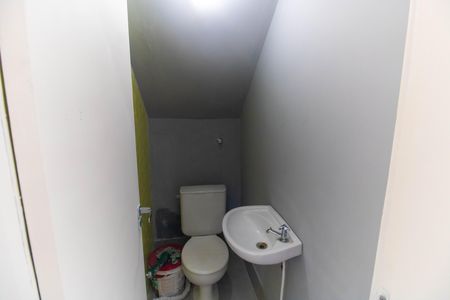 Casa à venda com 500m², 4 quartos e 3 vagas Casa à venda com 500m², 4 quartos e 3 vagasLavabo