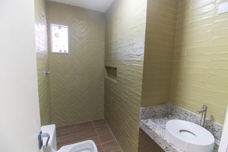 Casa à venda com 500m², 4 quartos e 3 vagas Casa à venda com 500m², 4 quartos e 3 vagasBanheiro da Suíte 1
