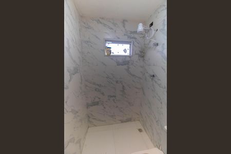 Casa à venda com 500m², 4 quartos e 3 vagas Casa à venda com 500m², 4 quartos e 3 vagasBanheiro da Suíte 2