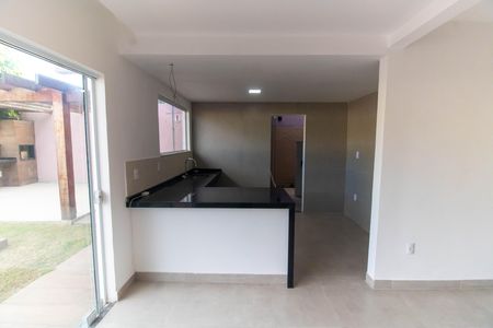 Casa à venda com 500m², 4 quartos e 3 vagas Casa à venda com 500m², 4 quartos e 3 vagasCozinha