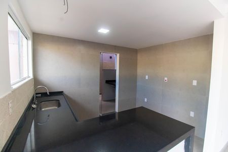 Casa à venda com 500m², 4 quartos e 3 vagas Casa à venda com 500m², 4 quartos e 3 vagasCozinha
