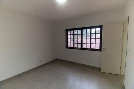 Casa à venda com 500m², 4 quartos e 3 vagas Casa à venda com 500m², 4 quartos e 3 vagasSuíte 2