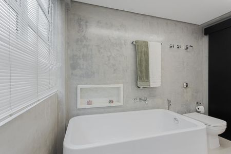 Apartamento para alugar com 135m², 2 quartos e 2 vagasBanheiro da Suíte
