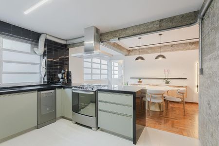 Apartamento para alugar com 135m², 2 quartos e 2 vagasCozinha