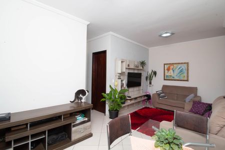 Apartamento à venda com 66m², 2 quartos e 1 vagaSala