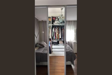 Apartamento à venda com 98m², 2 quartos e 2 vagasQuarto