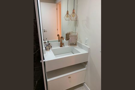 Apartamento à venda com 98m², 2 quartos e 2 vagasBanheiro