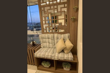 Apartamento à venda com 98m², 2 quartos e 2 vagasVaranda