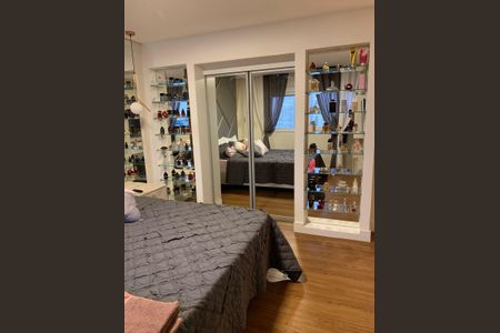 Apartamento à venda com 98m², 2 quartos e 2 vagasQuarto 4