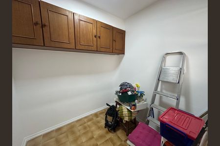 Apartamento para alugar com 95m², 2 quartos e 1 vaga Apartamento para alugar com 95m², 2 quartos e 1 vagaQuarto de Serviço