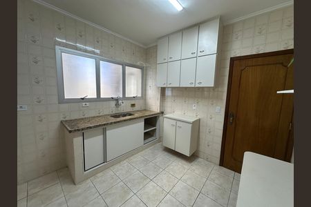 Apartamento para alugar com 95m², 2 quartos e 1 vaga Apartamento para alugar com 95m², 2 quartos e 1 vagaCozinha