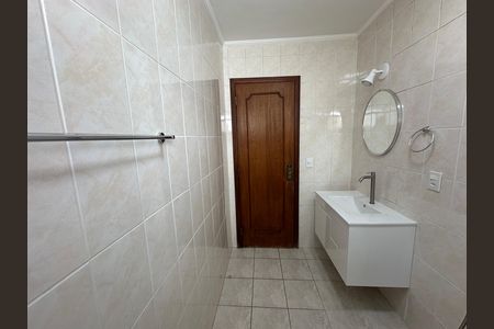 Banheiro 1 de apartamento para alugar com 2 quartos, 95m² em Itararé, São Vicente