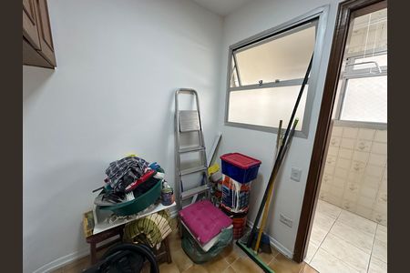 Apartamento para alugar com 95m², 2 quartos e 1 vaga Apartamento para alugar com 95m², 2 quartos e 1 vagaQuarto de Serviço