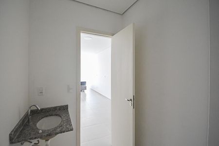 Studio para alugar com 32m², 1 quarto e sem vaga Studio para alugar com 32m², 1 quarto e sem vagaBanheiro