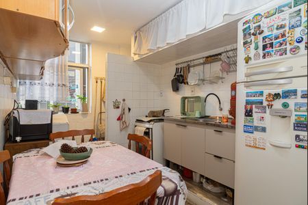 Apartamento à venda com 48m², 1 quarto e 1 vagaCozinha