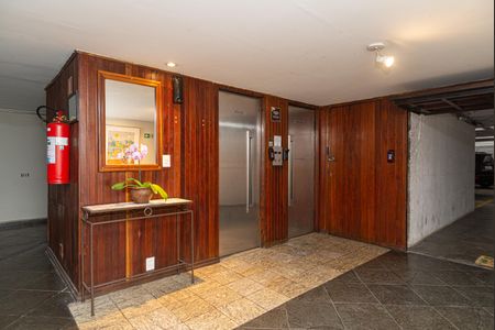Apartamento à venda com 48m², 1 quarto e 1 vagaÁrea comum - Elevadores
