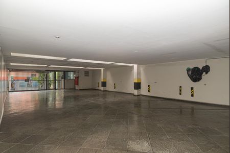 Apartamento à venda com 48m², 1 quarto e 1 vagaÁrea comum - Entrada do Edifício