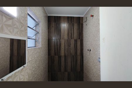 Banheiro de casa para alugar com 1 quarto, 44m² em Vila Alayde, Ferraz de Vasconcelos