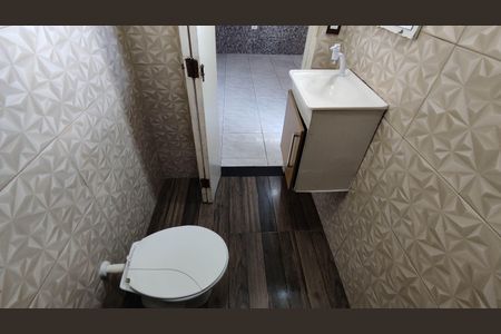 Banheiro de casa para alugar com 1 quarto, 44m² em Vila Alayde, Ferraz de Vasconcelos