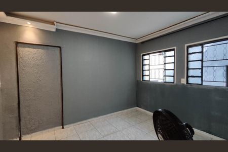 Casa para alugar com 44m², 1 quarto e sem vagaQuarto 1