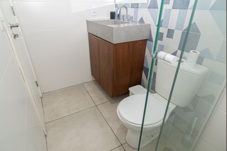 Apartamento para alugar com 28m², 1 quarto e sem vagaBanheiro da Suíte