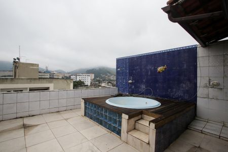 Apartamento à venda com 120m², 2 quartos e 1 vagaPiscina da Cobertura