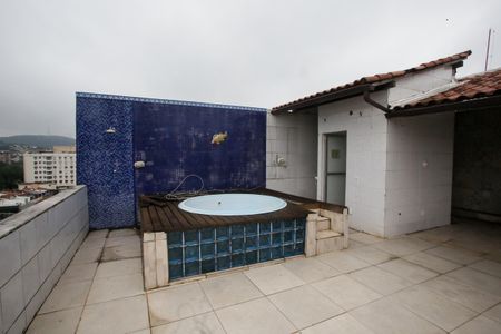 Apartamento à venda com 120m², 2 quartos e 1 vagaPiscina da Cobertura