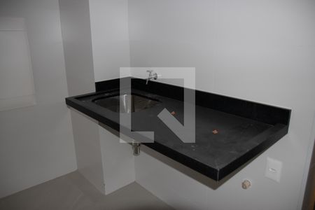 Cozinha e Área de Serviço de apartamento para alugar com 1 quarto, 70m² em Setor Marista, Goiânia