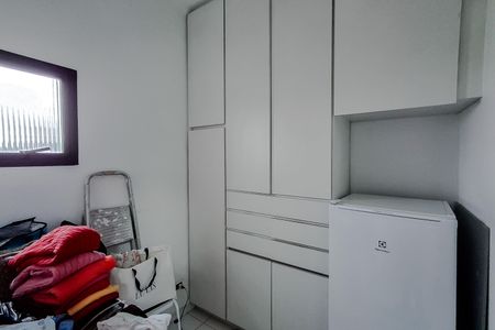 Apartamento à venda com 270m², 4 quartos e 4 vagas Apartamento à venda com 270m², 4 quartos e 4 vagasQuarto de Serviço