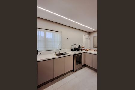 Apartamento à venda com 270m², 4 quartos e 4 vagas Apartamento à venda com 270m², 4 quartos e 4 vagasCozinha