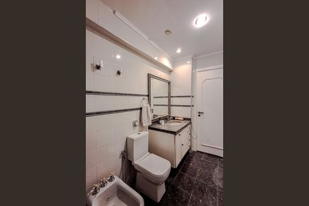 Banheiro de apartamento à venda com 4 quartos, 270m² em Vila Mariana, São Paulo