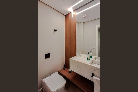 Apartamento à venda com 270m², 4 quartos e 4 vagas Apartamento à venda com 270m², 4 quartos e 4 vagasLavabo