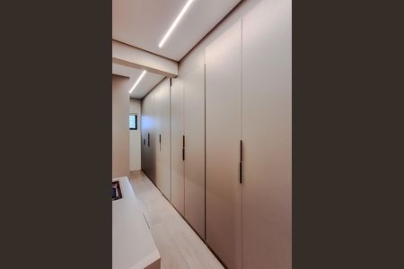 Apartamento à venda com 270m², 4 quartos e 4 vagas Apartamento à venda com 270m², 4 quartos e 4 vagasQuarto 4 - Suíte