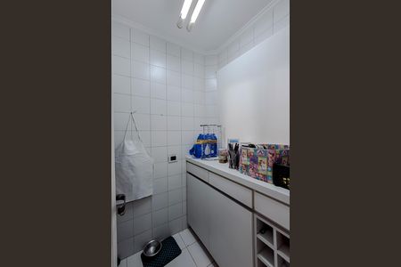 Apartamento à venda com 270m², 4 quartos e 4 vagas Apartamento à venda com 270m², 4 quartos e 4 vagasDespensa