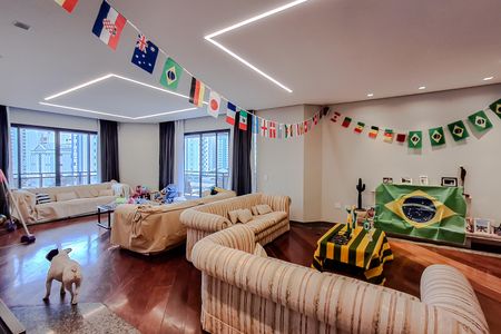 Apartamento à venda com 270m², 4 quartos e 4 vagas Apartamento à venda com 270m², 4 quartos e 4 vagasSala