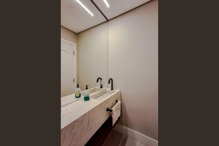 Apartamento à venda com 270m², 4 quartos e 4 vagas Apartamento à venda com 270m², 4 quartos e 4 vagasLavabo