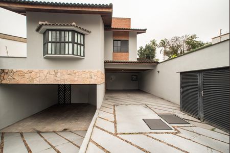 Garagem de casa à venda com 3 quartos, 500m² em Planalto Paulista, São Paulo