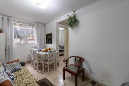 Sala de apartamento para alugar com 2 quartos, 43m² em Centro, Guarulhos