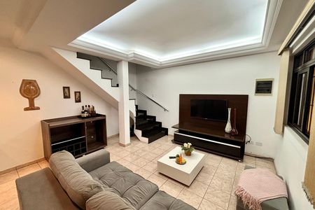 Sala de casa para alugar com 3 quartos, 180m² em Vila Uniao (zona Leste), São Paulo